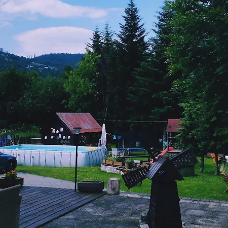 Δωμάτια σε οικογενειακή κατοικία Czyrna Przy Gondoli